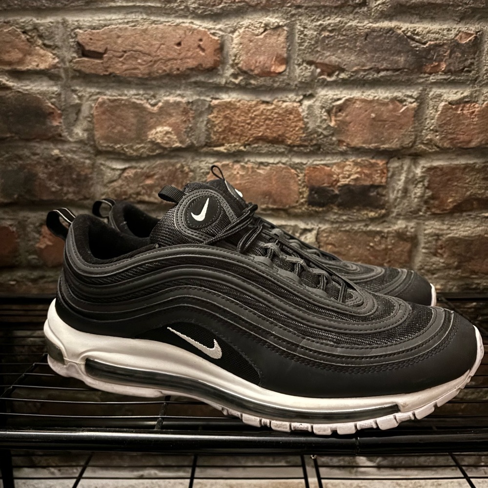 Black Nike Air Max ‘97
